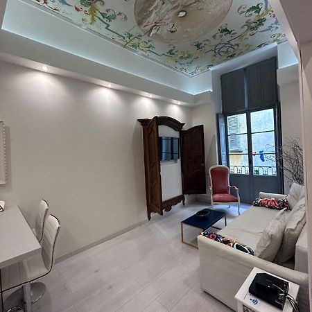 Luxury Apartment In The Heart Of Old Town Nice. Eksteriør billede