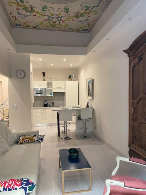 Luxury Apartment In The Heart Of Old Town Nice. Eksteriør billede