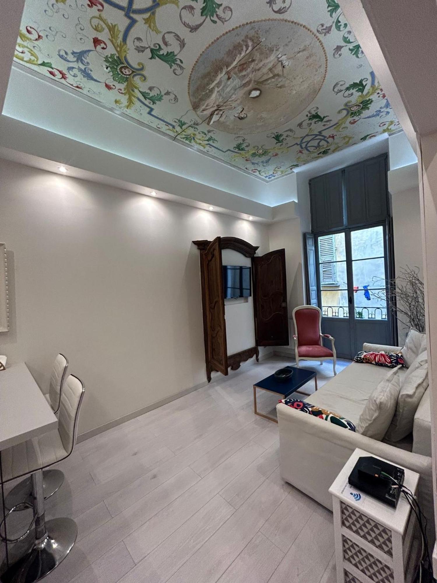 Luxury Apartment In The Heart Of Old Town Nice. Eksteriør billede
